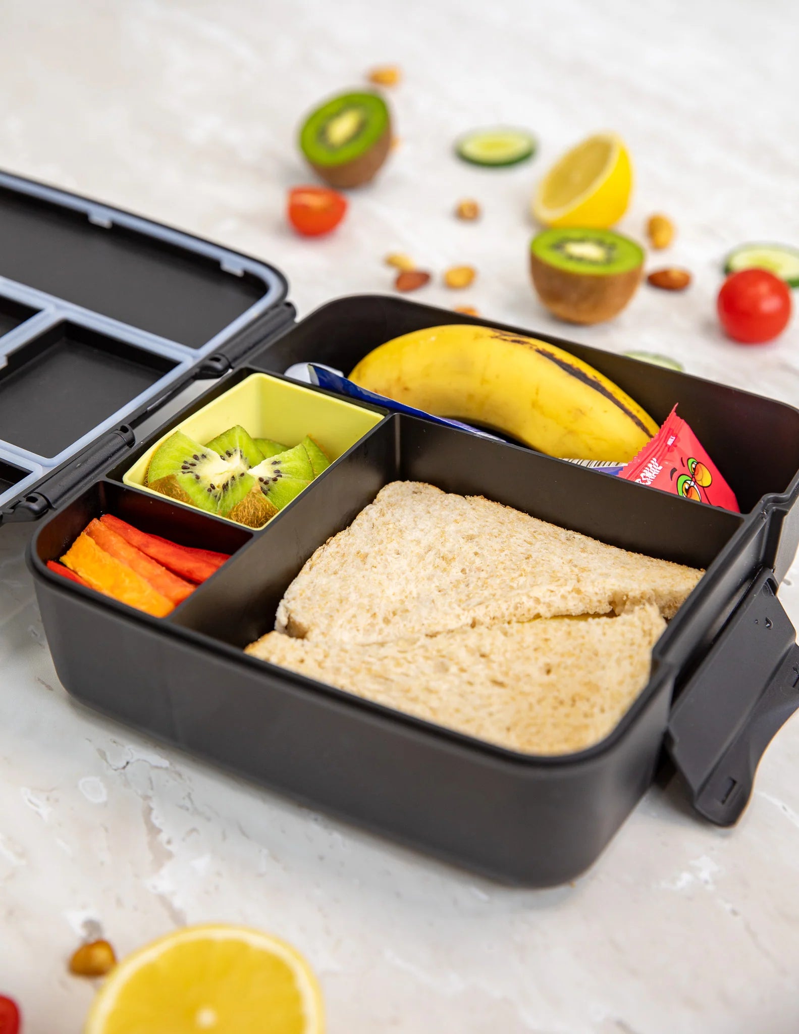 MontiiCo FEAST 2 silikónové formičky Matcha