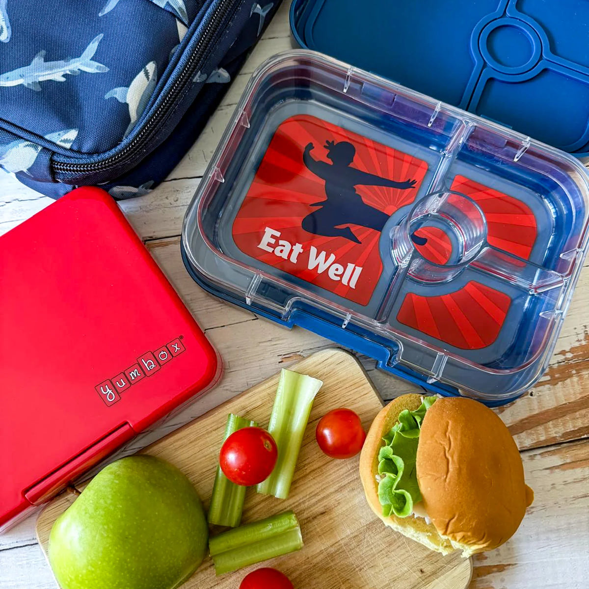 Yumbox Panino 4 oddelenia modrá (ninja)