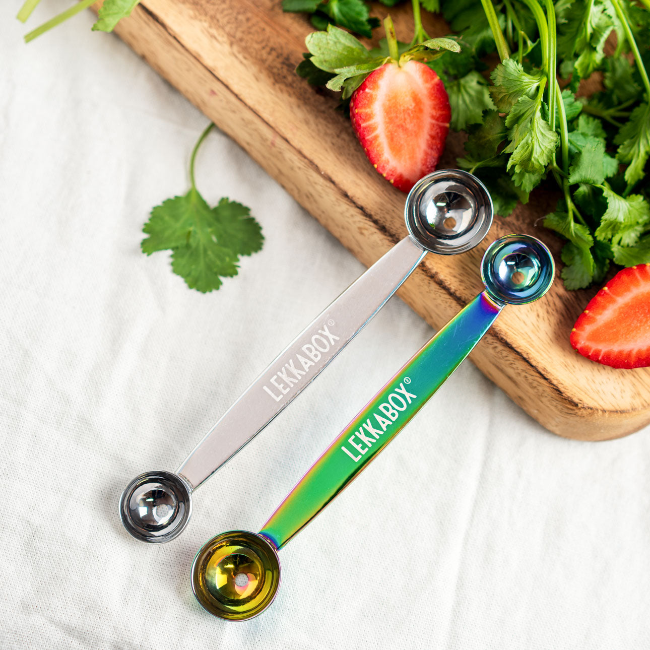 Nerezové tvorítko na guľôčky - strieborné