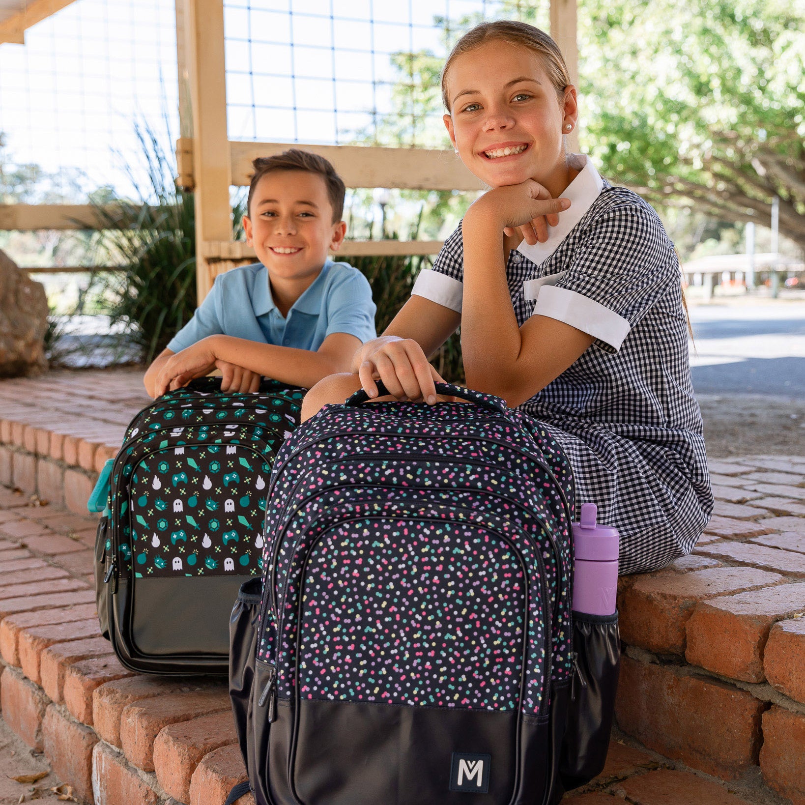 MontiiCo - Školský ruksak KONFETY len 700g!