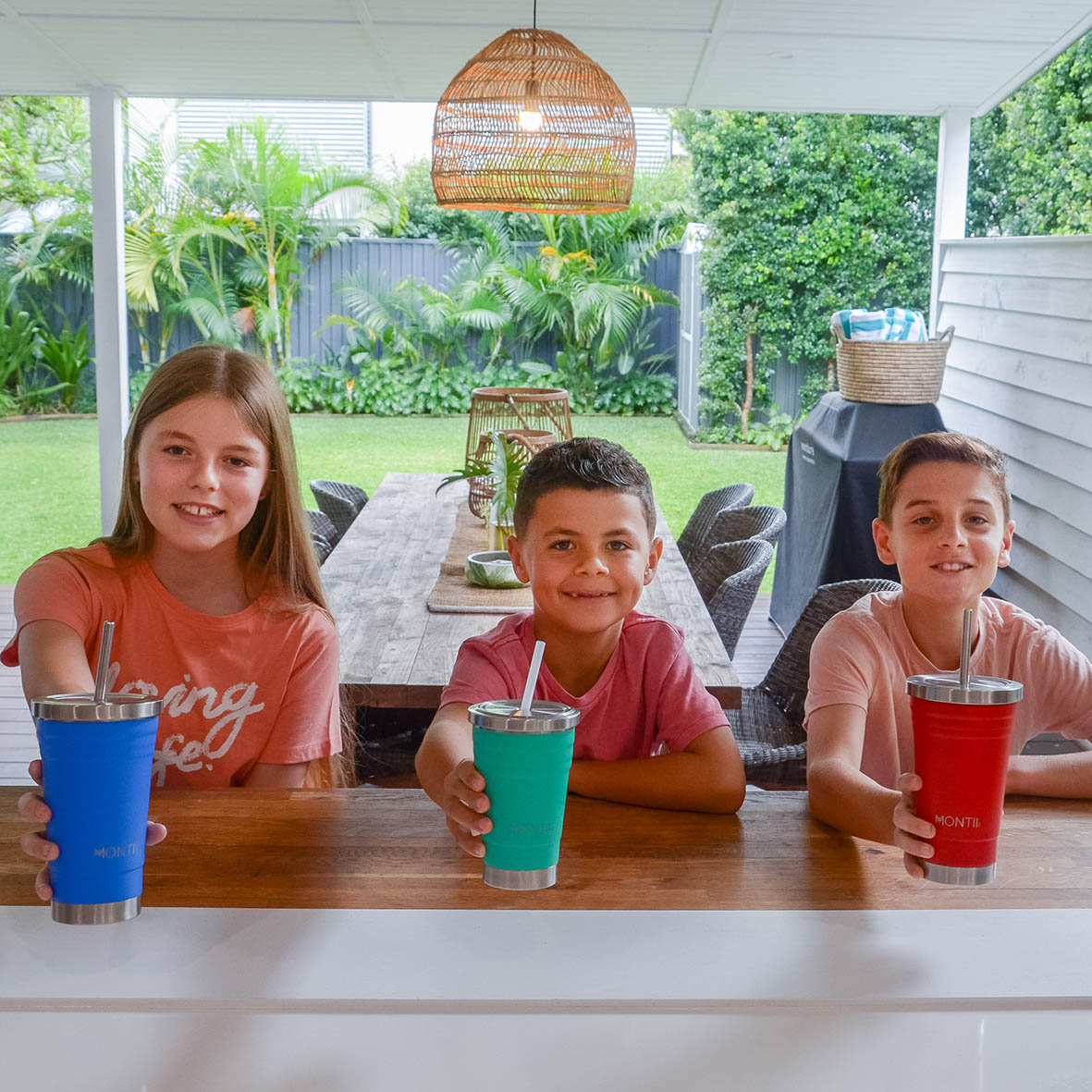 Montii Smoothie Original cup - termoizolačný smoothie pohár Čerešňa 450ml