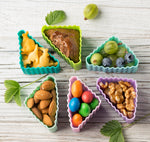 Načítať obrázok do zobrazovača galérie, Sada 4 silikónových formičiek ružovo fialová Lekkabox - trojuholníky
